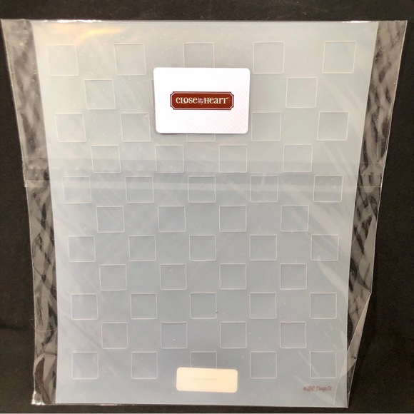 2 - CLOSE TO MY HEART PLASTIC PAGE TEMPLATES - LARGE SQUARES and SMALL STRIPES - Picture 3 of 6